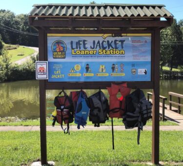 Free ‘life jacket loaner’ stations installed at 32 Ohio state parks – WTOL